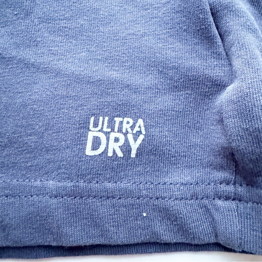 Lacoste Boy’s Ultra Dry Sports T-shirt and
Tommy Hilfiger T-Shirt in Grey - Picture 14 of 16